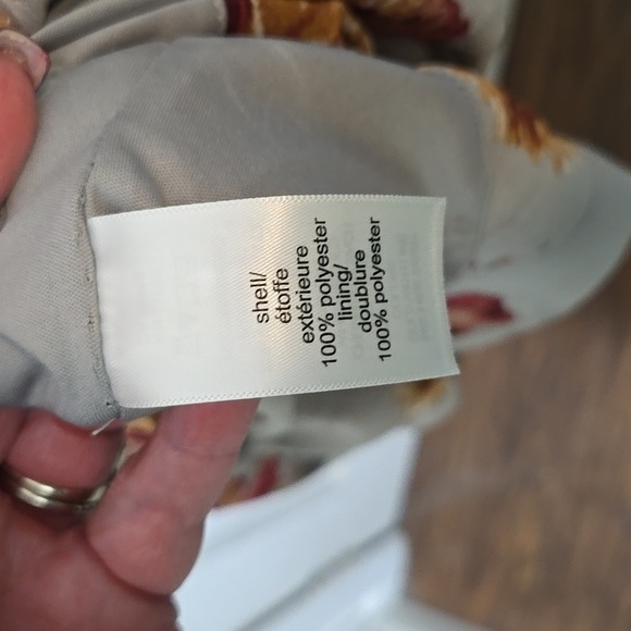 MAURICES WOMENS 2X LINED FLORAL FLIRTY RUCHED  GRAY CRANBERRY FEMININE DRESS - Picture 7 of 8